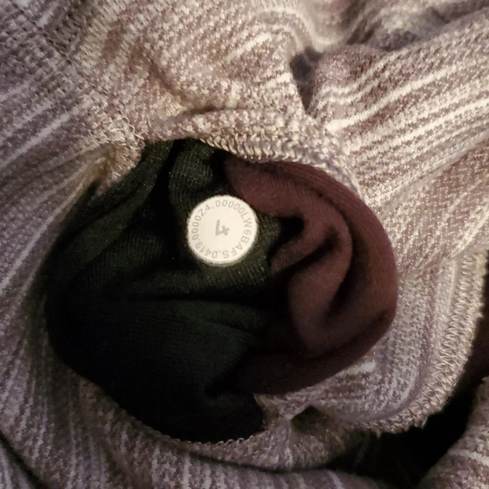 #126 Lululemon align mini space dye Crop Size 4